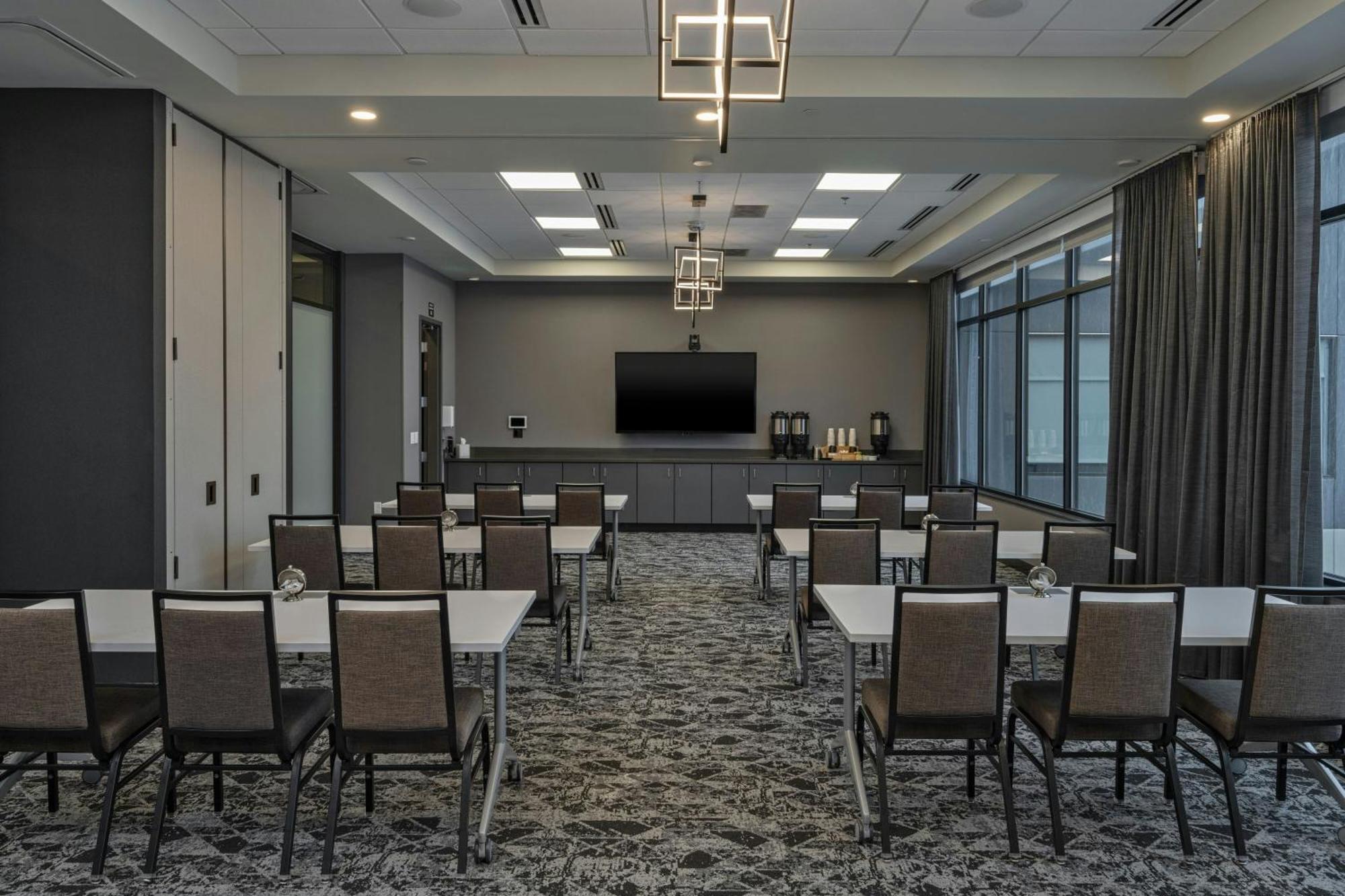 Springhill Suites By Marriott Colorado Springs Downtown Экстерьер фото