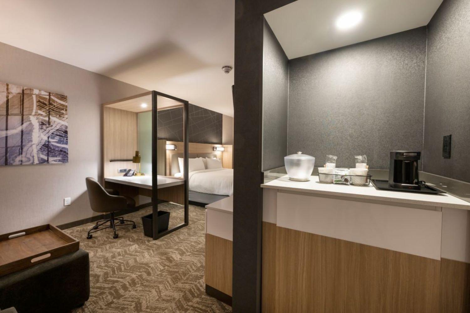 Springhill Suites By Marriott Colorado Springs Downtown Экстерьер фото